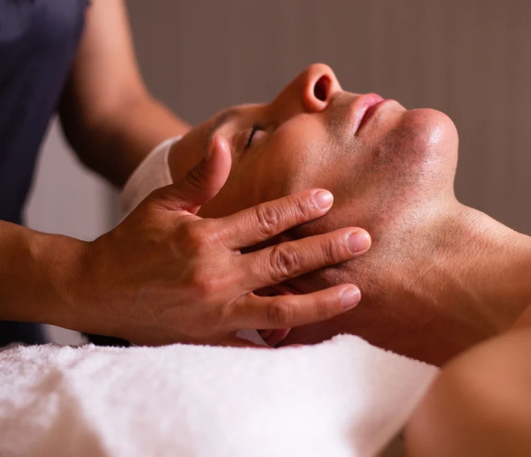El secreto de una piel radiante: Tu respiro en Organic Spa